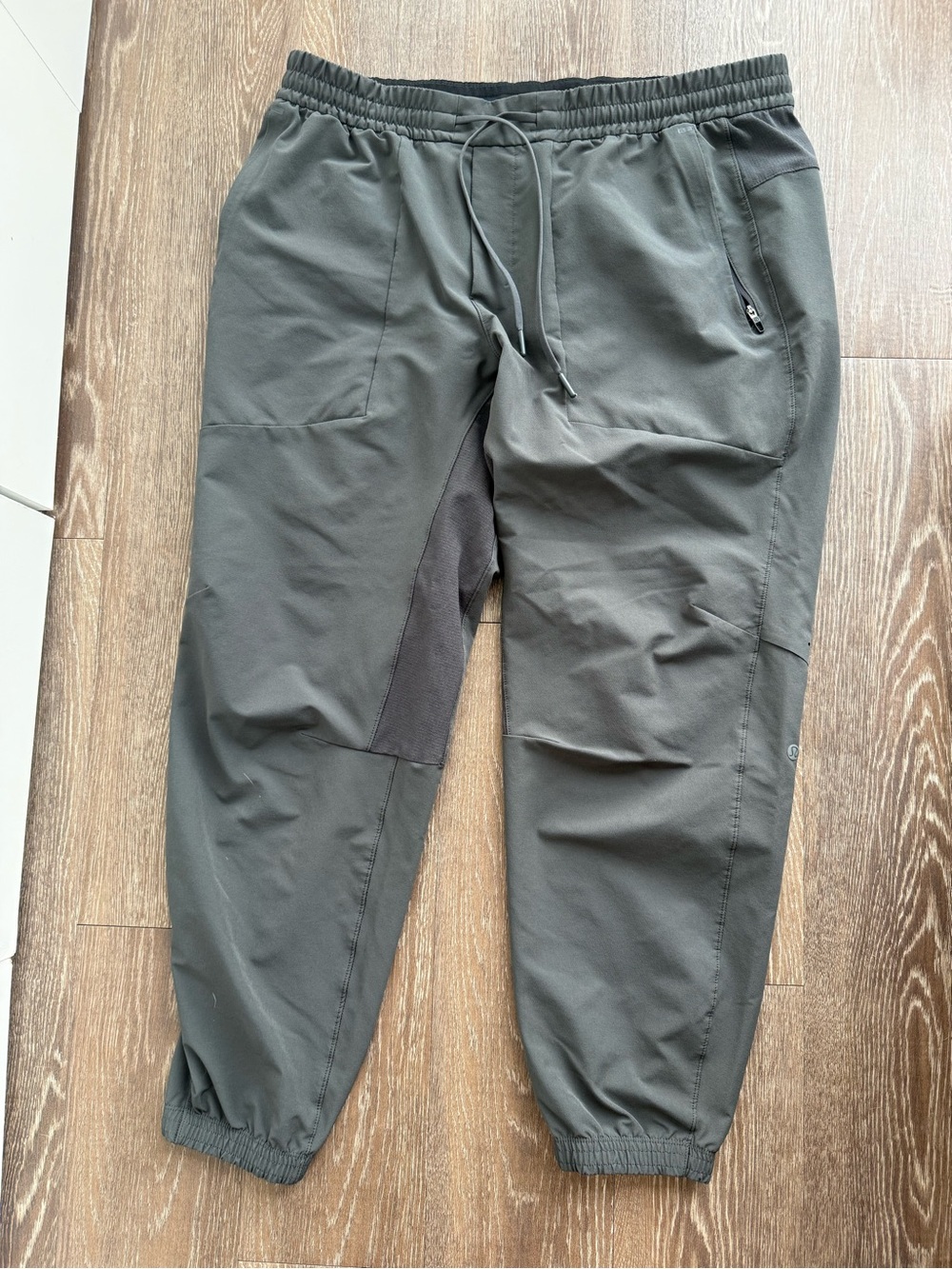 Lululemon Men’s License to Train Joggers